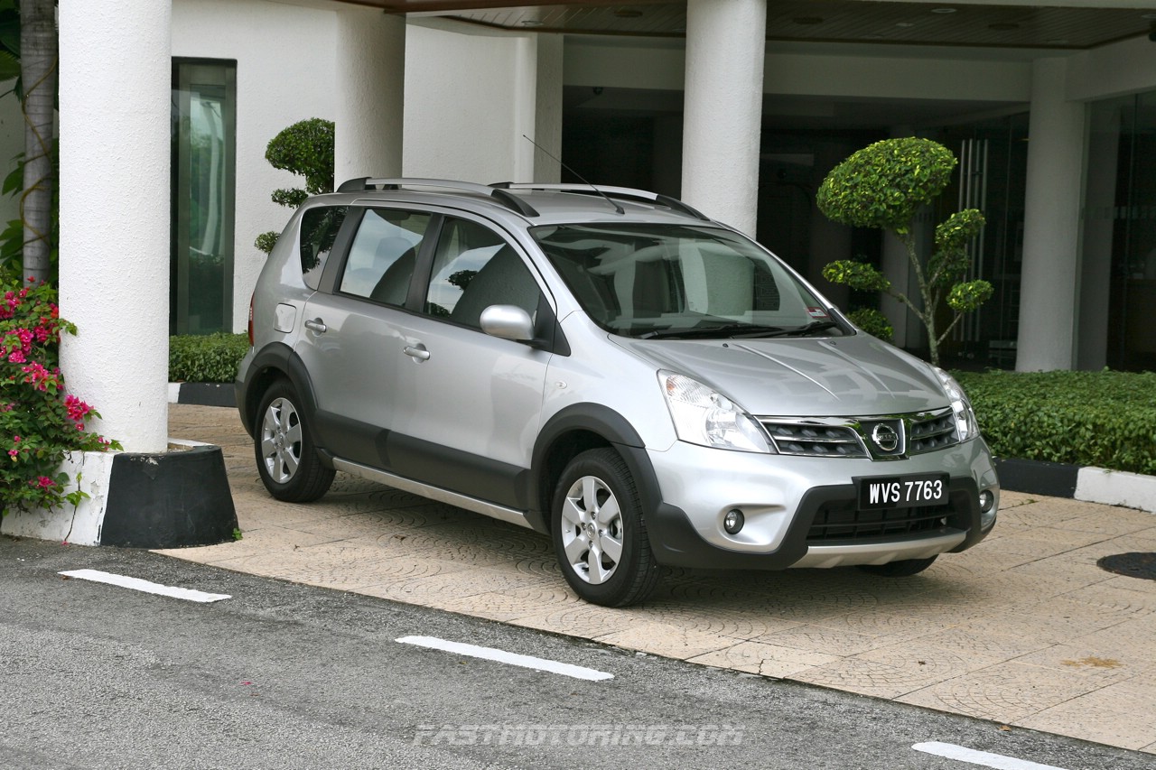 Reviews on nissan livina x-gear #4