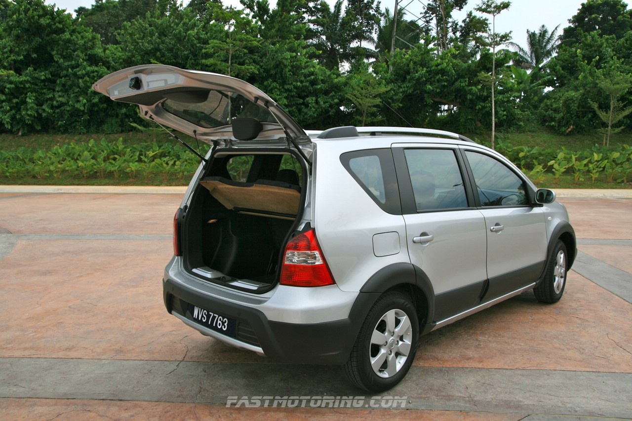 Nissan livina x-gear #2