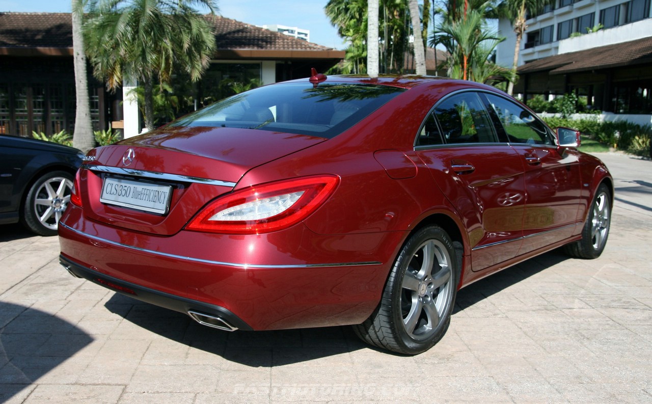Mercedes c class 2011 malaysia #2