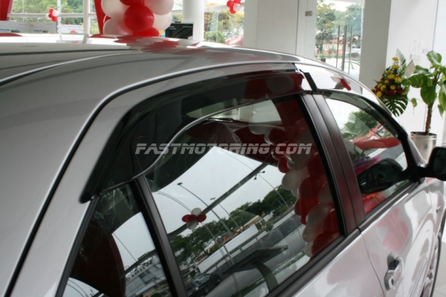 2010 Toyota Vios G Facelift window visor 2010 Toyota Vios G Facelift window visor