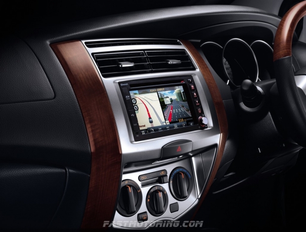 2012 Nissan Grand Livina AUTECH 2012 Nissan Grand Livina AUTECH