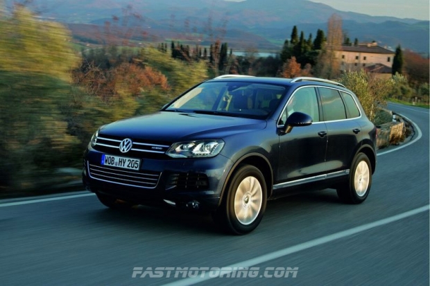 13156  620xfloat= db2010au00333 large Volkswagen Touareg Hybrid Introduced in Malaysia Under Think Blue Programme