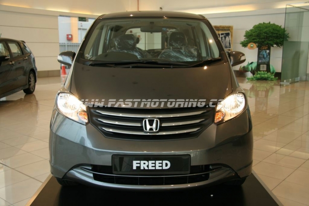 Honda Freed Front On Honda Freed Front On