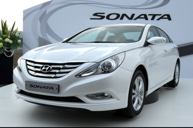 2011-hyundai-sonata-22