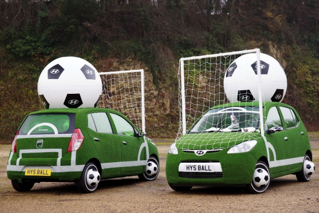 2137  630xfloat=center hyundai i10 football cars 1 Hyundai i10  World Cup 2010 Cars