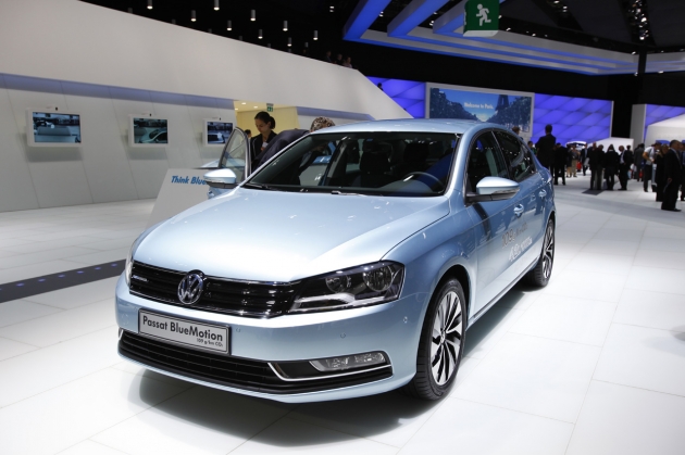 Paris 2010: 2011 Volkswagen Passat