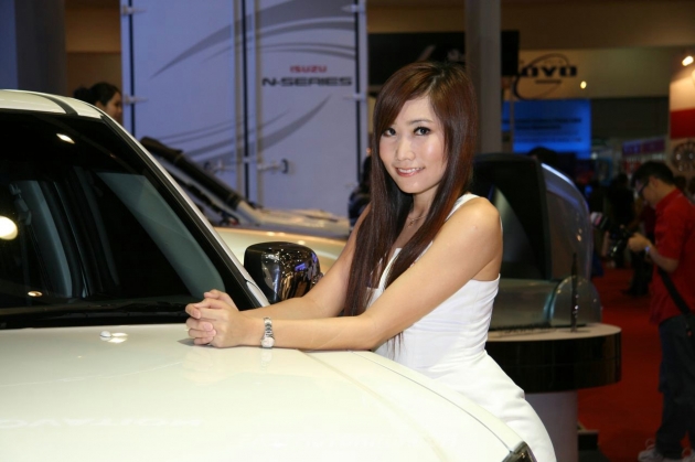 5054  630xfloat= img 6481 Hot Girls at Kuala Lumpur International Motor Show 2010