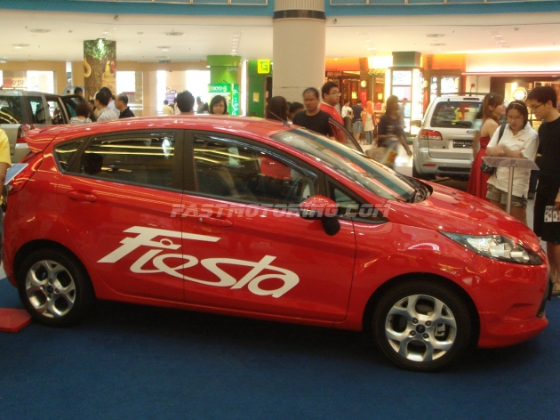 Ford Fiesta Hatchback Red