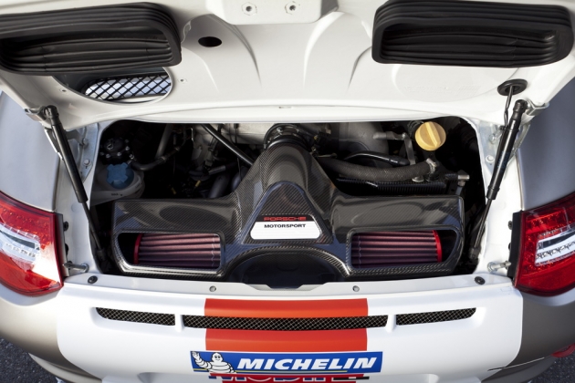 2012 Porsche 911 GT3 R 2012 Porsche 911 GT3 R