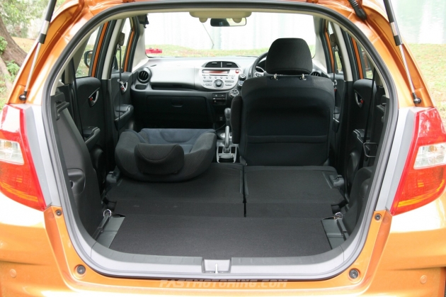 2011 Honda Jazz 1.5 i-VTEC Grade V Malaysia 2011 Honda Jazz 1.5 i-VTEC Grade V Malaysia