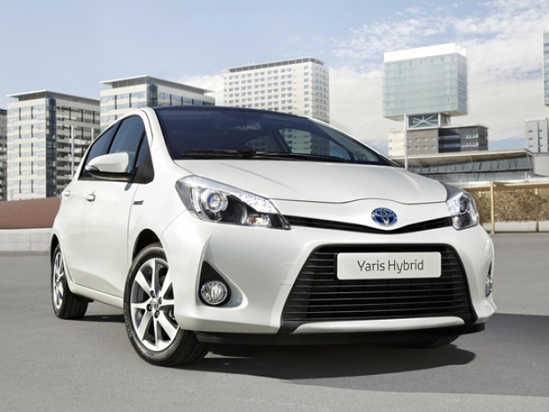 2013 Toyota Yaris Hybrid