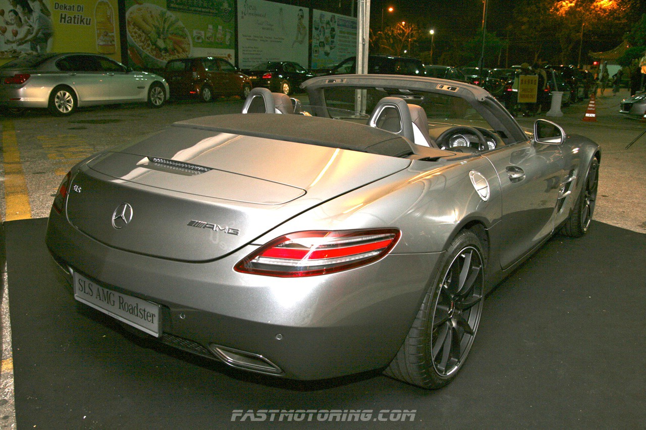 mercedes benz sls amg roadster in malaysia高清图片