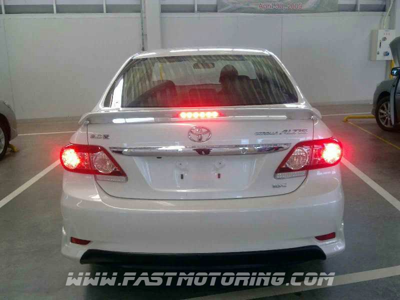 The Toyota Corolla Altis Facelift 2010 2.0L V spec from Thailand will 