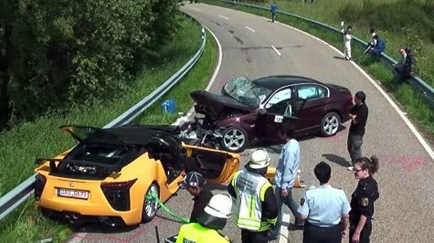 LFA crash G1 Toyotas chief test driver Hiromu Naruse died in a 
crash in Nürburgring on the upcoming Lexus LFA Nürburgring Edition