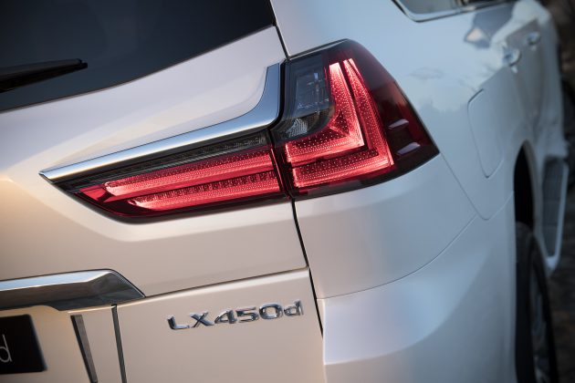 Lexus LX 450d: twin-turbo V8 diesel power