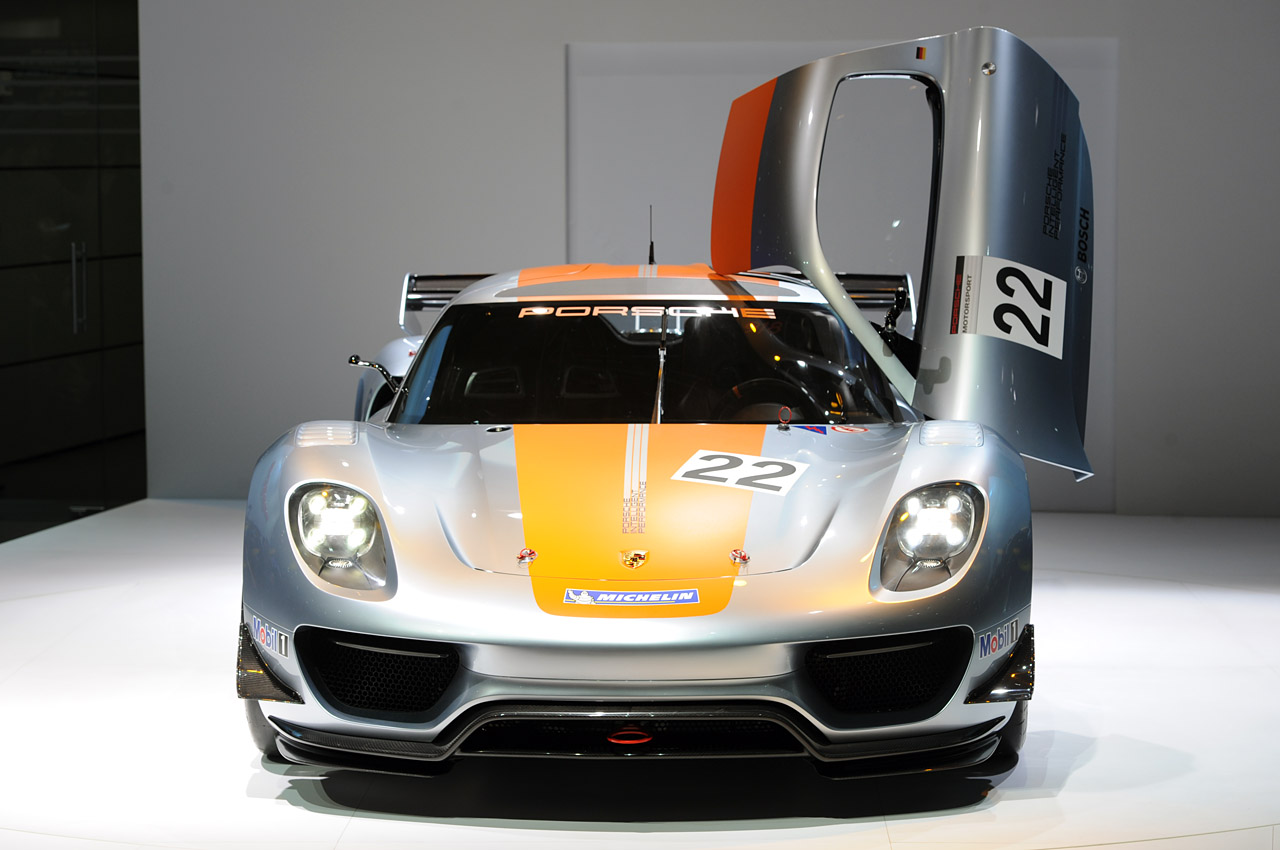 Porsche 918 RSR , 767hp Hybrid Race Car