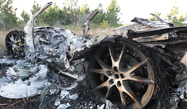 5199065 Nathan Tinklers $650,000 Ferrari California Destroyed