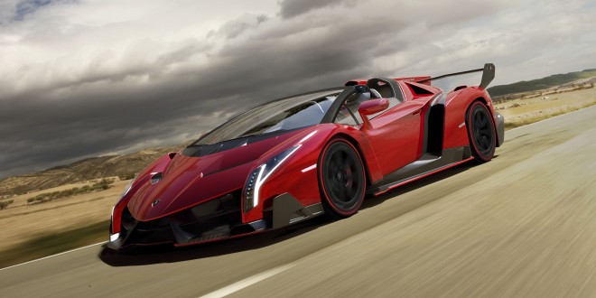 veneno_roadster_ambient