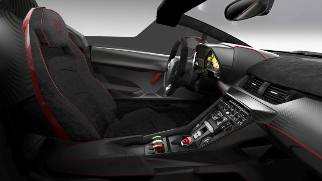 veneno_roadster_internal