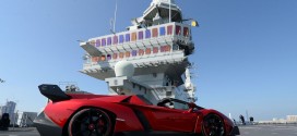 veneno_roadster_su_portaerei_cavour_2