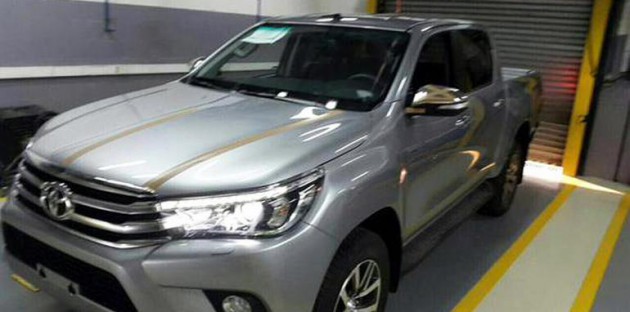 8th Generation 2016 Toyota Hilux Spied
