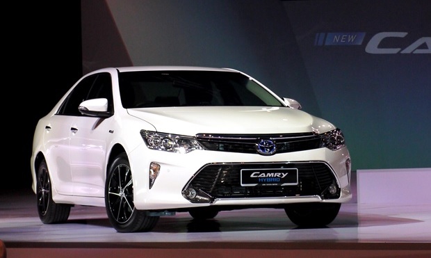 2015 Toyota Camry Hybrid CKD Malaysia