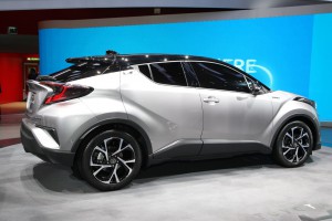 Toyota-C-HR-5