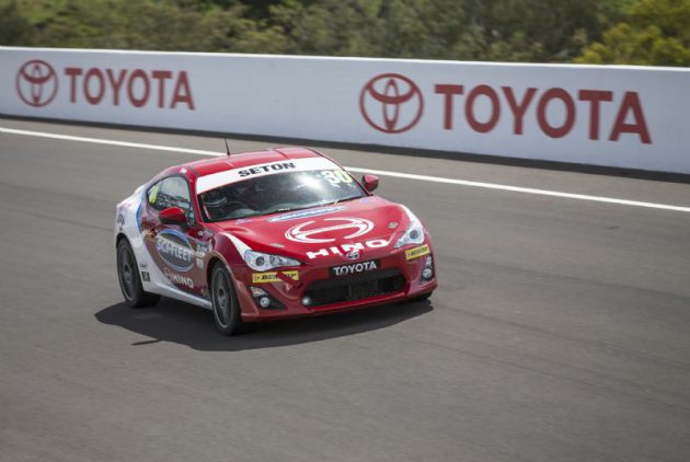 SETON WINS FIRST TOYOTA 86 RACING SERIES EVENT AT BATHURST