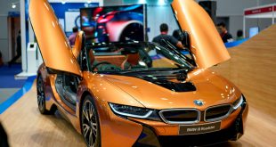 the-first-ever-bmw-i8-roadster-5