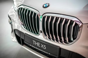 7-the-new-bmw-x5-xdrive45e-m-sport